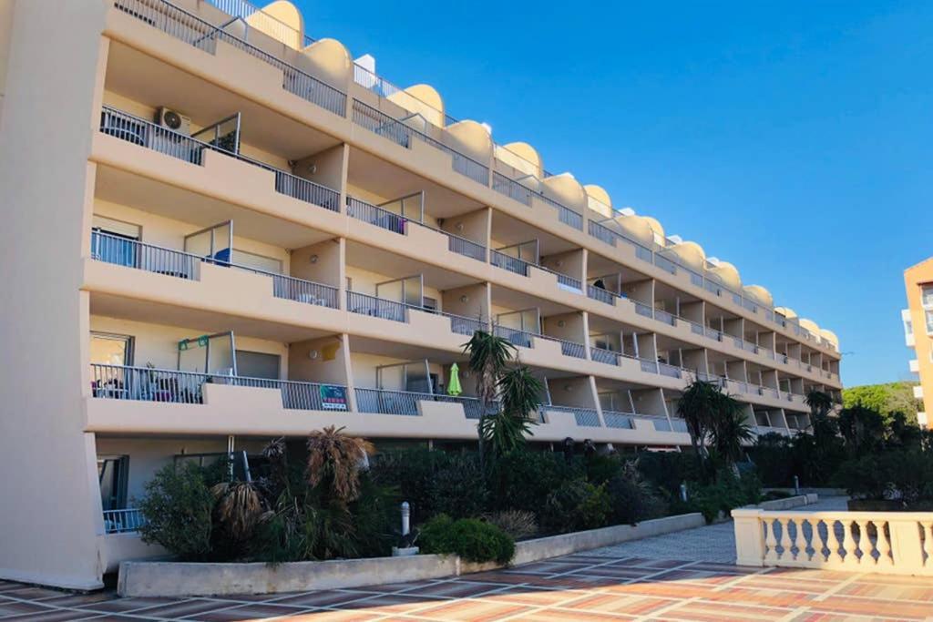 Studio Port De Hyeres Proche Des Plages Exterior photo